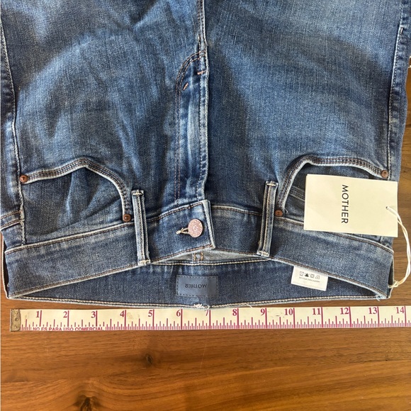 MOTHER | The Mid Rise Dazzler Ankle Fray | 27 - Picture 5 of 7